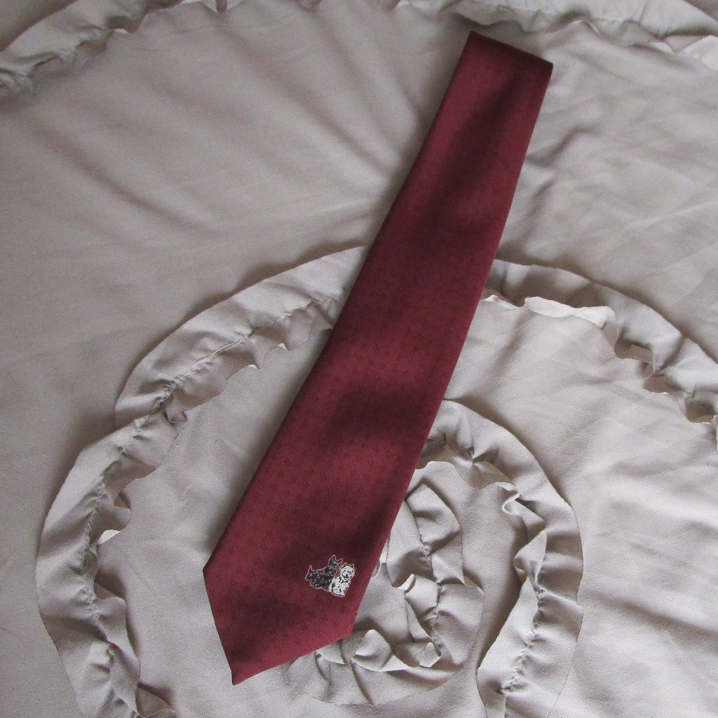 Rare Collectible Designer Tie Rare Collectible Designer Tie